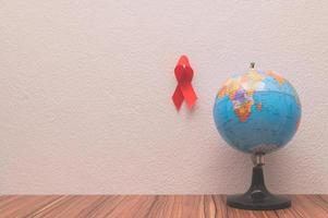 rött band symboliserar världens hälsodag foto