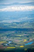 antenn se av berg landskap i schweiz foto