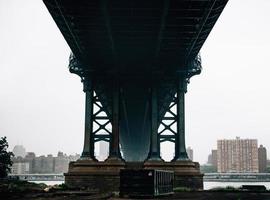 manhattan bridge i new york foto