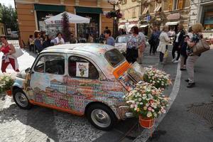 genua, Italien - Maj 5 2018 - euroflora lämna tillbaka till genua i de unik scenario av de nervi parker foto