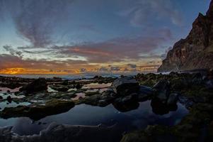 solnedgång över havet foto