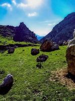 vit berg - bloazin berg de andra högsta topp i de nordlig del av tetouan, marocko, med en höjd av 838 meter ovan hav nivå i de hjärta av natur lugn och majestätisk landskap foto