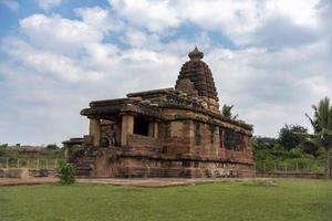 aihole, karnataka, Indien 2022 - huchimalligudi tempel i aihole, karnataka, Indien byggd förbi chalukyas foto