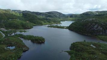 bergig landskap och fjord, Norge foto