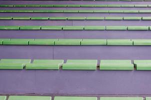 gröna platser på en stadion foto