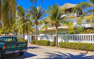 puerto escondido oaxaca mexico 2023 lyxig skön tropisk modern hus och bostads- hotell resorts Mexiko. foto