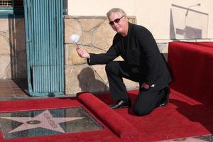 william petersen på de hollywood promenad av berömmelse stjärna ceremoni för william petersen i främre av mussos franks resturant i los angeles ca på februari 3 20092008 foto