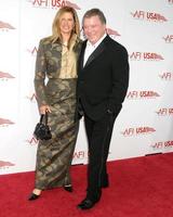 william shatner och fruafi gala i hedra av george lucaslos angeles cajune 9 20052005 foto