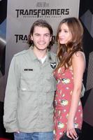 emile hirsch datum anländer på de transformatorer hämnd av de fallen premiär på de manns by teater i westwood ca på juni 22 2009 2009 foto