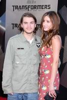 emile hirsch datum anländer på de transformatorer hämnd av de fallen premiär på de manns by teater i westwood ca på juni 22 2009 2009 foto