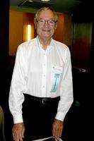 roger corman på de hollywood samlare visa på de burbank marriott konvent Centrum i burbank ca i oktober 4 20082008 foto