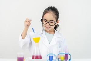 vetenskap och barn begrepp flicka foto