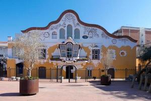 modernist hus kan negre i de stad av sant joan despi i de provins av barcelona, mycket stänga till de stad av barcelona. foto