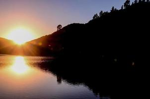 vacker utsikt över solnedgången foto