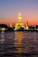 gammal buddist tempel i Asien foto