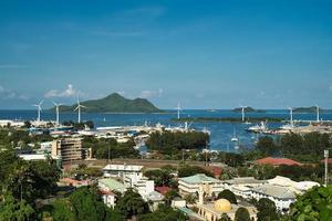 mahe Seychellerna 15.03.2023 se över de stad victoria på mahe ö foto