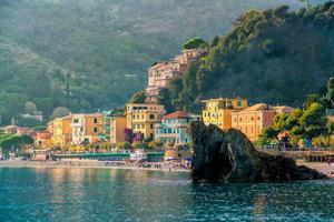 monterosso al mare, gamla kustbyar i Cinque Terre i Italien foto