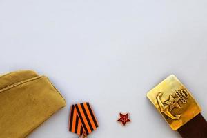 uppsättning av objekt militär keps, röd stjärna och soldat foto