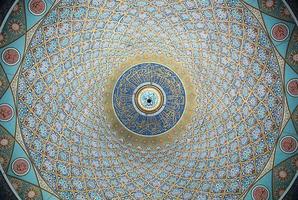 kemer stad moské kupol färgrik interiör foto
