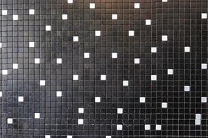 svart och vit fyrkant mönster marmor mosaik- plattor foto