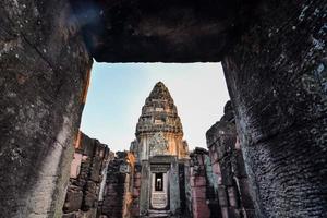 gammal buddist tempel i Asien foto