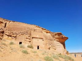 skön dagtid se av al hegra, madain saleh arkeologisk webbplats i al ula, saudi arabien. foto