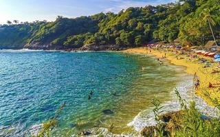 puerto escondido oaxaca mexico 2022 strand sand blå vatten enorm surfare vågor carrizalillo puerto escondido. foto