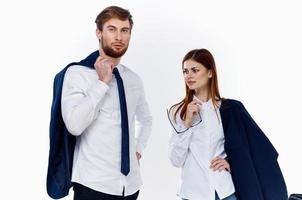 företag män och kvinnor i kostymer finansiera kontor kommunikation foto