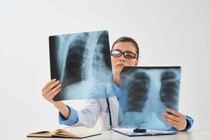 radiolog i de klinik hälsa diagnostik röntgen foto