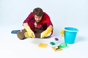rengöringsmedel tvättar golv service hushållsarbete hygien livsstil sysslor foto