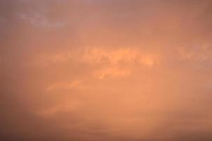 färgrik himmel på solnedgång foto