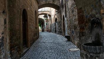 orvieto, Italien, september. medeltida gränd av de stad av orvieto, umbrien. Italien. foto