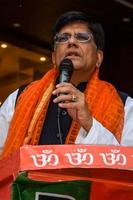 ny delhi, Indien - Mars 27 2023 - piyush goyal skåp minister och kärna medlem av bharatiya janata fest - bjp under en samling i Stöd av bjp kandidat ett huvud av mcd lokal- kropp val 2022 foto