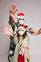 gestikulerar händer Semester ny år medicinsk mask roligt foto