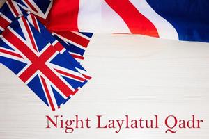 natt laylatul qadr. brittiskt högtider begrepp. Semester i förenad rike. bra storbritannien flagga bakgrund. foto