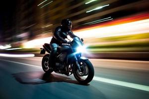 motorcykel rider hög fart. generera ai foto