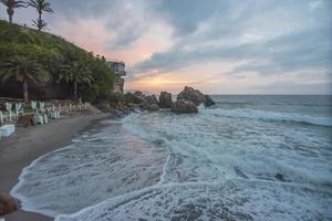 annorlunda visningar av nerja en medelhavs kust stad i de stad av malaga i de andalusien område av Spanien foto