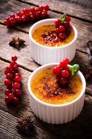 ljuv grädde brulee foto