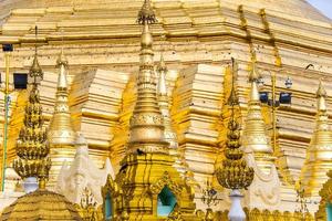 yangon , myanmar - juli 20, 2018-shwedagon pagod är de mest helig buddist pagod i myanmar. foto