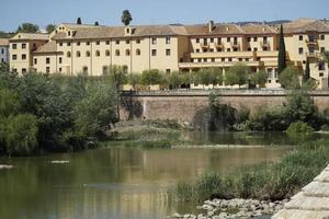 guadalquivir flod - se från roman bro, Cordoba, Spanien foto