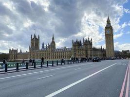 en se av de hus av parlament i London foto