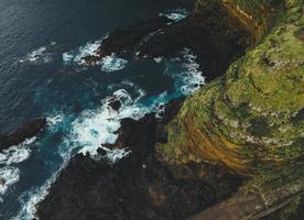 Drönare se av ponta da costa i sao miguel, de azorerna foto