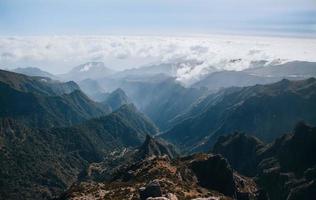 visningar från pico do arieiro vandra i madeira, portugal foto