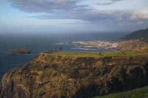 se från miradouro da ponta do escalvado i sao miguel, de azorerna foto