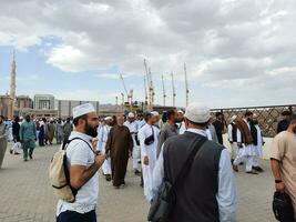 medina, saudi Arabien, april 2023 - interiör se av jannat al-baqi historisk kyrkogård av madinah. detta kyrkogård är belägen nära masjid al-nabawi i madinah. foto