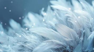 en ljus blå bakgrund med ett vit fjäder, i de stil av mjuk och drömmande pasteller, glittrande ljus effekter, natur inspirerad bilder, fairycore, mjuk fokal- poäng, generera ai foto