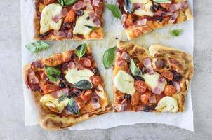 hemlagad halloumi pizza foto