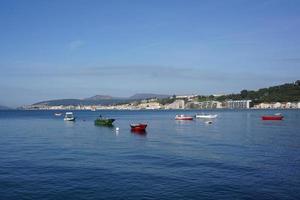 flodmynning av de minho flod mot de atlanten hav i portugal foto