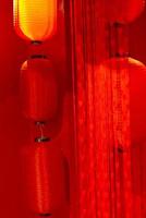 röd kinesisk lykta dekoration rum bakgrund med hjärtan form ridå foto