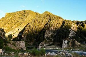 naturskön bergsutsikt foto